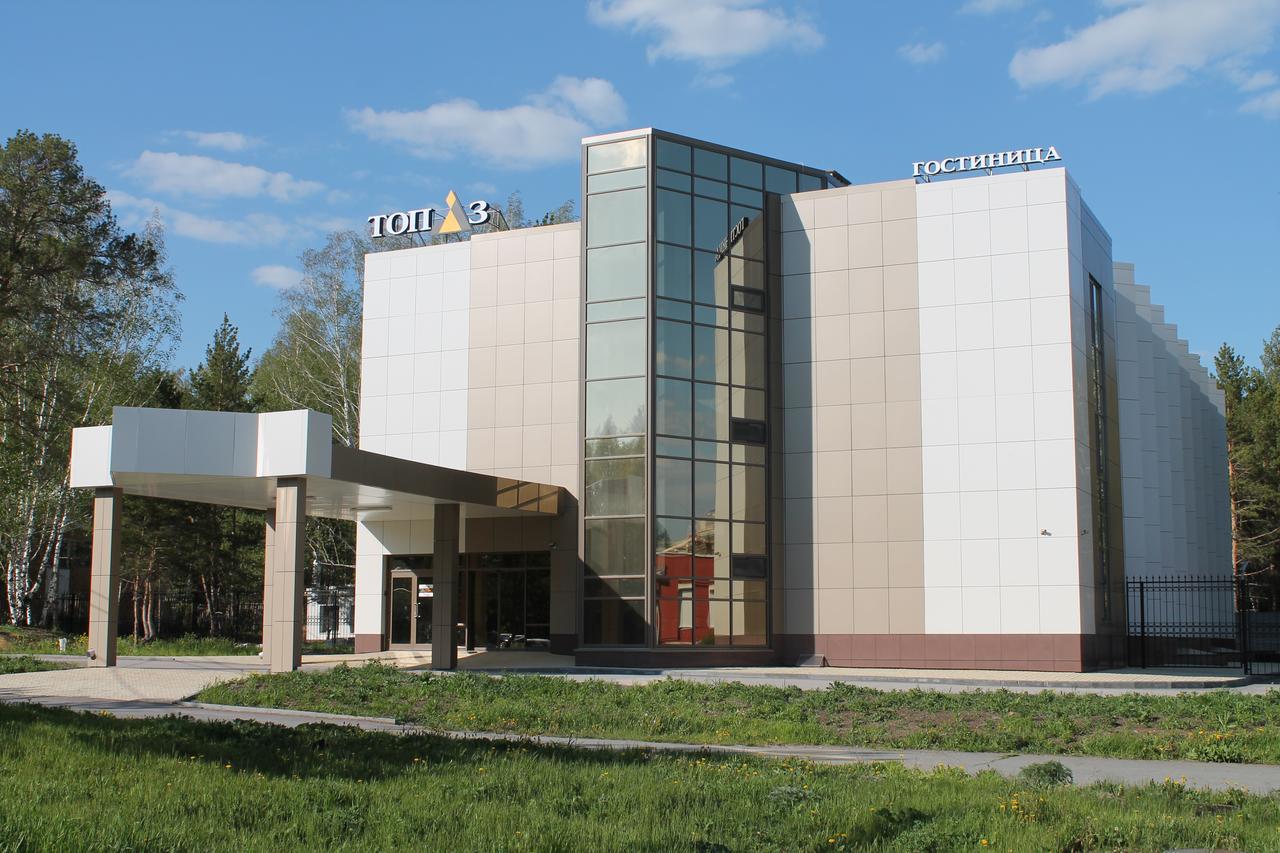 Topaz Hotel Kamensk Uralsky Exterior photo